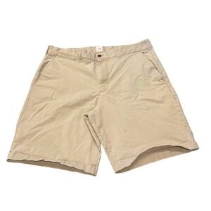 GAP Khakis Shorts - Size 36